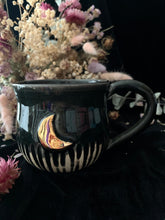 Load image into Gallery viewer, 29. Salem’s mug - 450ml P