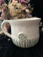 Load image into Gallery viewer, 32. Salem’s mug - 500ml P