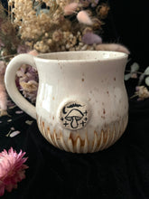 Load image into Gallery viewer, 23. Mushroom mug - 400ml P